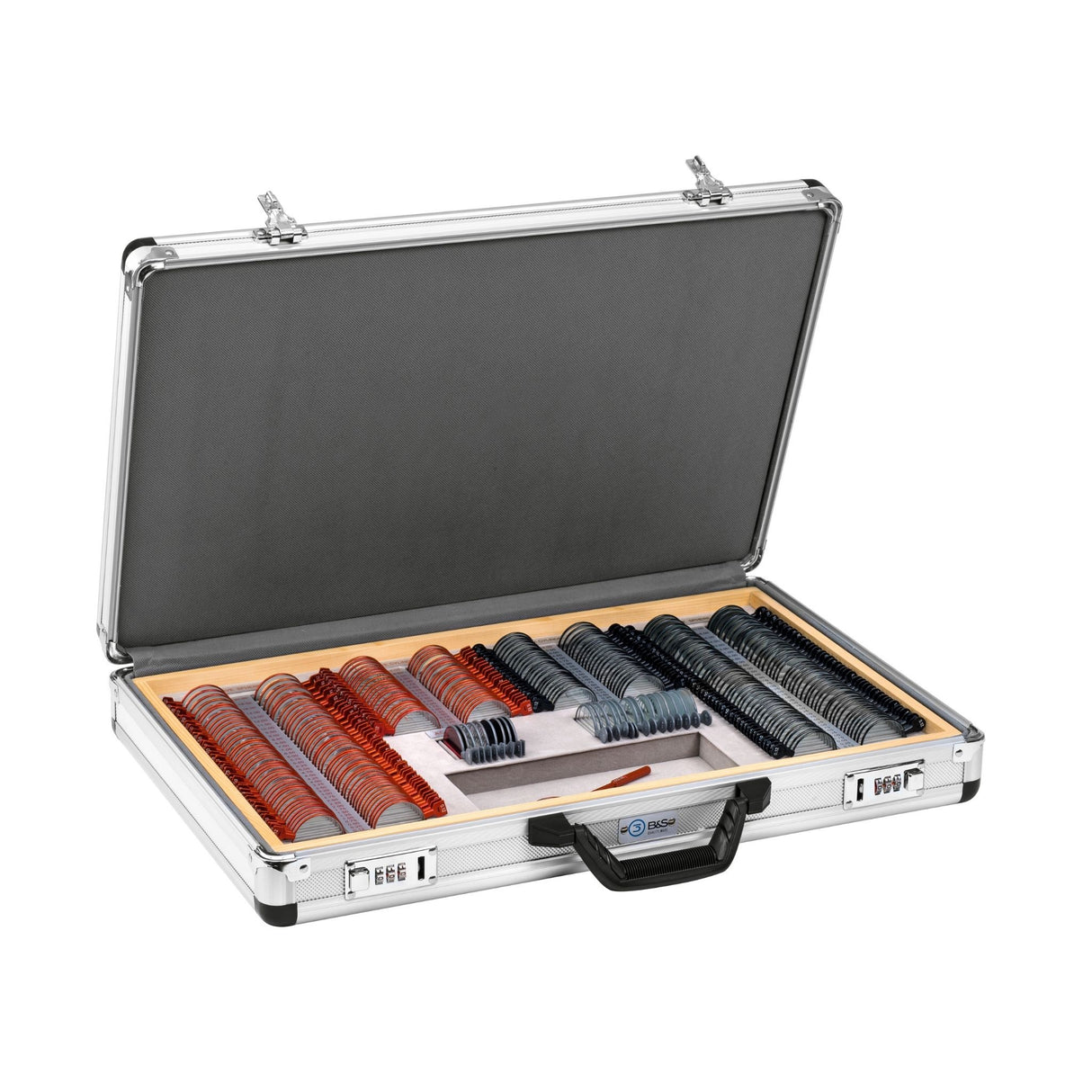 Coffret en verre contenant 268 verres de mesure à monture métallique