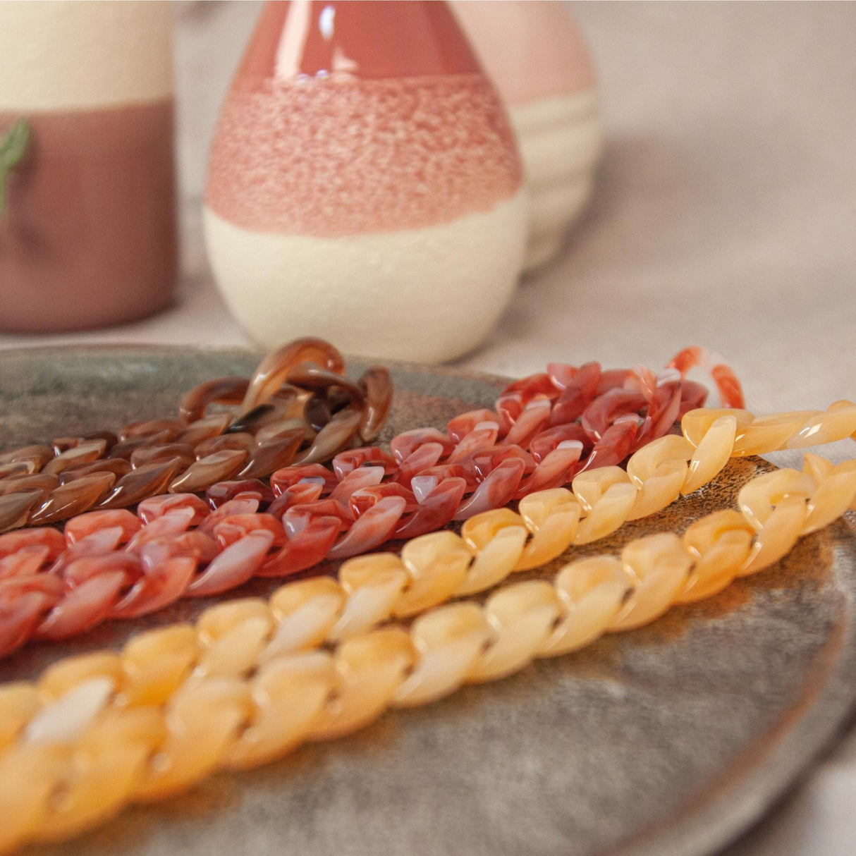 Chaîne en métal acrylique de Gênes