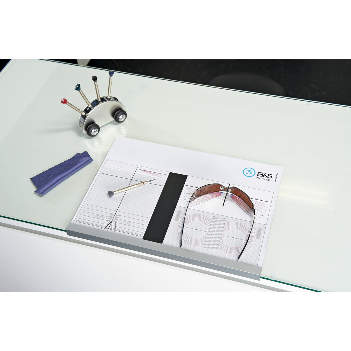 Justiermatte magnetisch